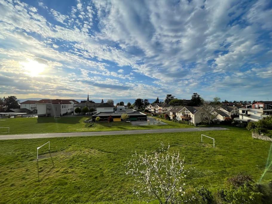 Appartement T3 En Centre-Ville De Thonon-Les-Bains Eksteriør bilde
